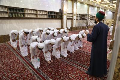 الى جانب النظرية.. دروس عملية يقدمها المجمع العلمي لطلبة الدورات القرآنية الصيفية