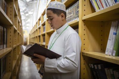 المجمع العلمي ينظم زيارة إلى مكتبة العتبة العباسية لطلبة الدورات الصيفية