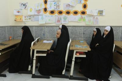 بنسختها الثامنة.. شعبة مدارس الكفيل النسوية تنظم الدورة الصيفية (رياحين الكفيل)