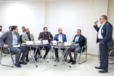 استمرار الورش التدريبية في برنامج التحسين المدرسي الخاص بمديري مجموعة العميد