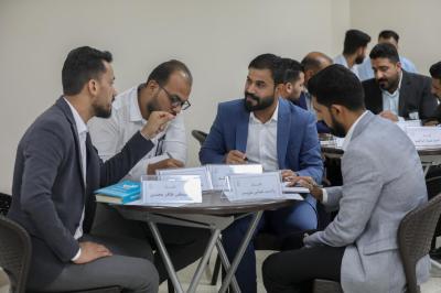استمرار الورش التدريبية في برنامج التحسين المدرسي الخاص بمديري مجموعة العميد