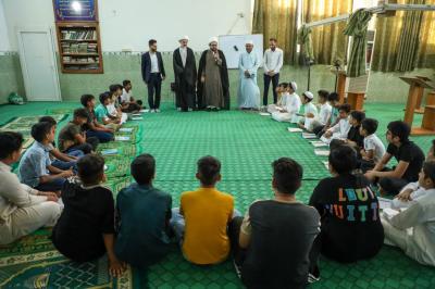 بمشاركة (4150) طالبًا.. استمرار الدورات القرآنية الصيفية في الديوانية