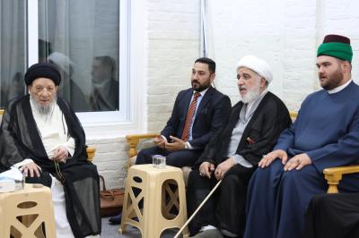 وفود العتبة العباسية المقدسة توزع دعوات أسبوع الإمامة الدولي لمكاتب مراجع الدين العظام