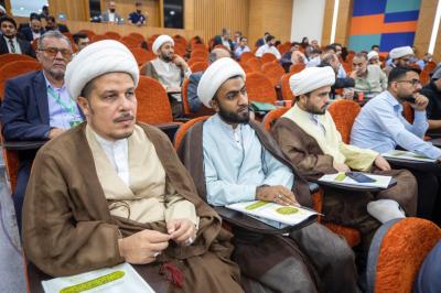  باحث يناقش بناء الإنسان ضمن الهوية الاسلامية وفق تراث الإمام علي (عليه السلام)