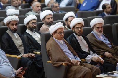 اختتام الجلسة البحثية المسائية للمؤتمر الأخير ضمن أسبوع الإمامة الدولي الأول