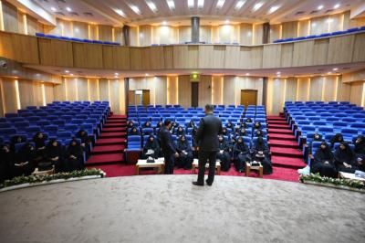 قسم التربية والتعليم يختتم البرنامج التدريبي الخاص بمعلمات مجموعة العميد