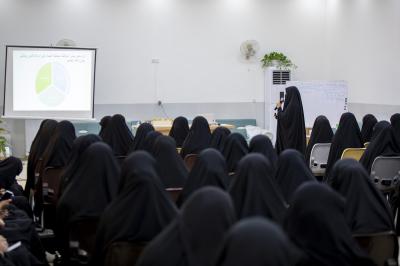 شعبة مدارس الكفيل النسوية: مخيم بنات العقيدة يستهدف (1000) طالبة 