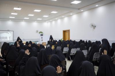 شعبة مدارس الكفيل النسوية: مخيم بنات العقيدة يستهدف (1000) طالبة 