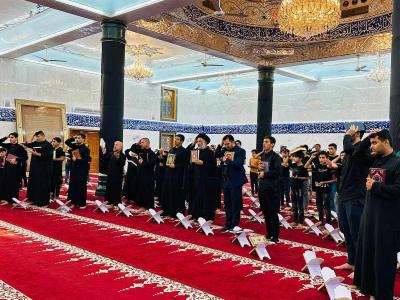 في قضاء الهندية... المجمع العلمي يقيم مجلساً عزائياً بمشاركة طلبة حفظ القرآن