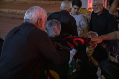 أهالي بابل ينظمون مراسيم رفع راية الإمام الحسن (عليه السلام) بذكرى استشهاده