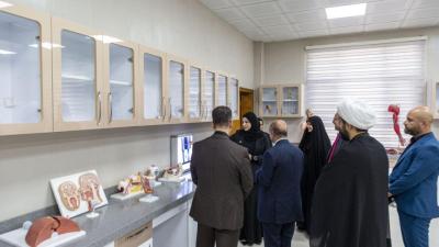 وفد أكاديمي يشيد بجامعة الكفيل وإمكاناتها العلمية الحديثة