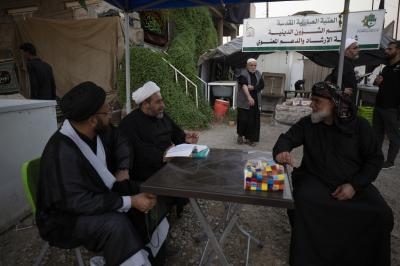 قسم الشؤون الدينية يواصل تقديم خدماته لزائري مرقد الإمامين العسكريين (عليهما السلام) في سامراء
