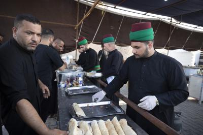 العتبة العباسية تستنفر جهودها لخدمة زائري مرقد الإمامين العسكريين (عليهما السلام)