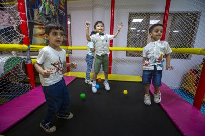 لمتعلميها الجدد.. رياض مجموعة العميد تشرع بتقديم برنامجها التعليمي والتربوي (نحو القمر)