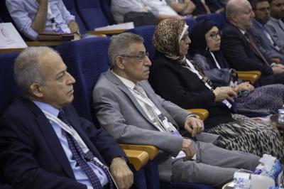 أطباء من خارج العراق يلقون محاضرات ضمن مؤتمر مستشفى الكفيل الثاني