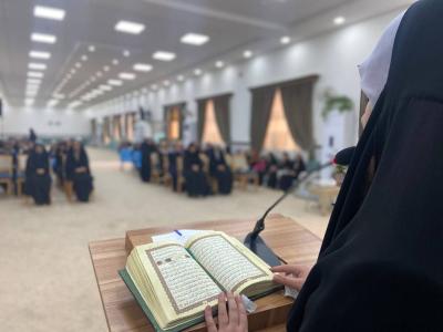 مركز الثقافة الأسرية يستضيف طالبات من جامعة كربلاء في برنامجه التوعوي (أروقة ثقافية)