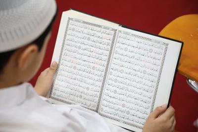 المجمع العلميّ يُطلق دورات تحفيظ القرآن الكريم للفتية والناشئة في الديوانيّة