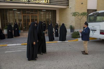 مدارس الكفيل تنهي تدريباتها الخاصّة بمسير الطالبات المشارِكات في حفل تخرّج (بنات الكفيل)