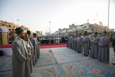 طلبة الجامعات يرددون عهد الولاء للوطن وخدمة أهله عند المراقد الطاهرة