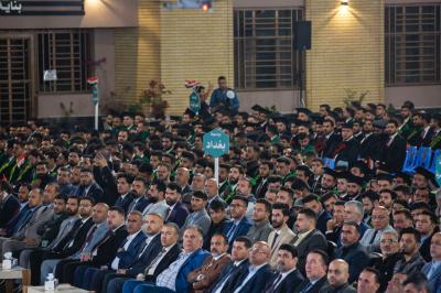 حفل التخرج المركزي لطلبة الجامعات العراقية يشهد تكريم عدد من عوائل الشهداء