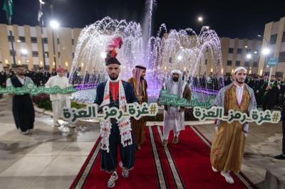 حفل التخرج المركزي لطلبة الجامعات العراقية يشهد تكريم عدد من عوائل الشهداء
