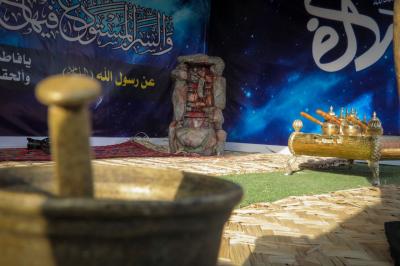 فرقة العباس تشارك بفعاليات موسم الأحزان الفاطمي في منطقة ما بين الحرمين