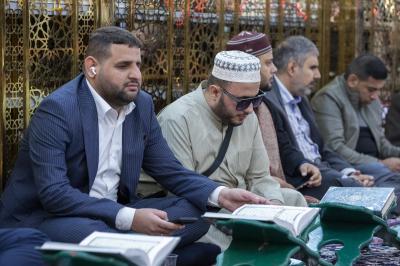 المجمع العلمي ينظم محفلاً قرآنيًّا لوفد مؤسسة الكفيف