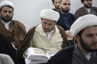 طلبة المعهد العالي للتراث يواصلون تلقّي الدروس في مجال تحقيق المخطوطات