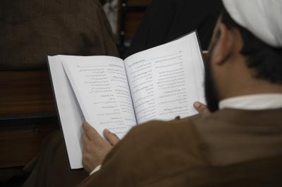 طلبة المعهد العالي للتراث يواصلون تلقّي الدروس في مجال تحقيق المخطوطات