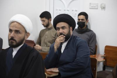 طلبة المعهد العالي للتراث يواصلون تلقّي الدروس في مجال تحقيق المخطوطات