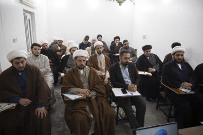 طلبة المعهد العالي للتراث يواصلون تلقّي الدروس في مجال تحقيق المخطوطات