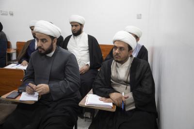 طلبة المعهد العالي للتراث يواصلون تلقّي الدروس في مجال تحقيق المخطوطات