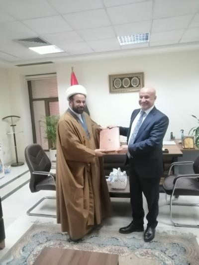 مستشار رئيس الوزراء لشؤون حقوق الإنسان يشيد بجهود المركز العراقي لتوثيق جرائم التطرّف