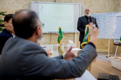 قسم التطوير ينظم دورة حول مهارات المدرب المتقدمة