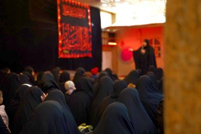 شعبة التوجيه الديني النسوي تحيي ذكرى وفاة السيدة أم البنين (عليها السلام)