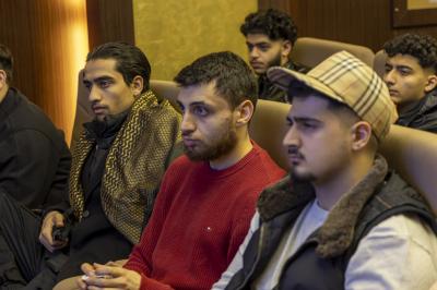 قسم العلاقات العامة يقدّم محاضرة حول تاريخ مدينة كربلاء لوفدٍ أجنبي