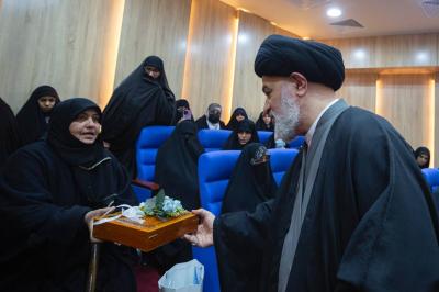 ضمن فعّاليات مهرجان روح النبوّة العالمي السادس.. العتبة العبّاسية تكرّم عدداً من عوائل الشهداء