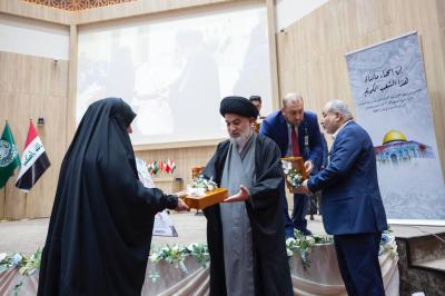 ضمن فعّاليات مهرجان روح النبوّة العالمي السادس.. العتبة العبّاسية تكرّم عدداً من عوائل الشهداء