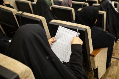 باحثة لبنانية تتناول المنهج النفسي والتربويّ في سيرة السيدة الزهراء (عليها السلام)