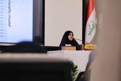 باحثة بحرينية تتناول منهاج السيدة الزهراء (عليه السلام) في مواجهة الانحرافات والفتن