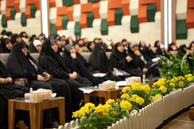 ضمن مهرجان روح النبوّة.. تقديم بحثٍ بعنوان (السيدة فاطمة الزهراء رمز النقاء والشجاعة)