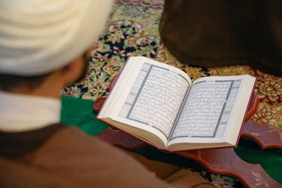 المجمع العلمي يواصل إقامة الأمسيات القرآنية لطلبة العلوم الدينية