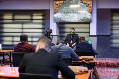 المجمع العلمي يقيم دورة إعلامية لتقديم البرامج القرآنية وعرافة الحفل