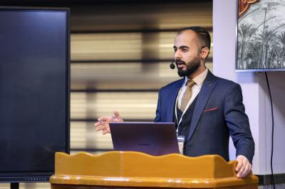 المجمع العلمي يجري الاختبارات النظرية والتطبيقية لمتدربي الدورة الإعلامية القرآنية