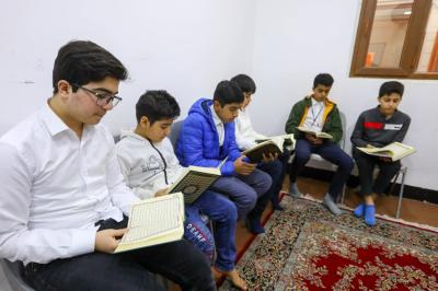 المجمع العلمي يطلق المخيم القرآني الربيعي لطلبة الحفظ في كربلاء المقدسة
