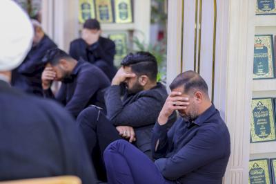 قسم شؤون المعارف يقيم مجلس عزاء في ذكرى استشهاد الإمام الكاظم (عليه السلام)