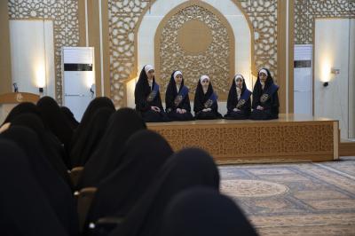 معهد القرآن الكريم النسوي ينظّم مهرجان السقّاء القرآني الثالث
