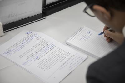 جامعة الكفيل تتأهّل لنصف نهائي مونديال مناظرات الجامعات العراقية