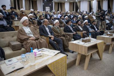 باحث يتناول الجوانب المنسية في سيرة الشيخ البهائي