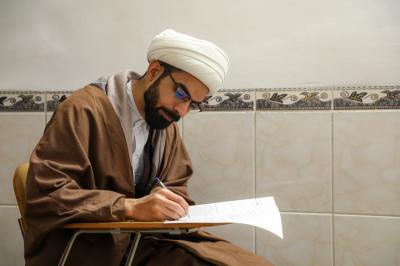 المجمع العلمي يختتمُ دورتين تخصّصيّتين بمادّة علوم القرآن الكريم